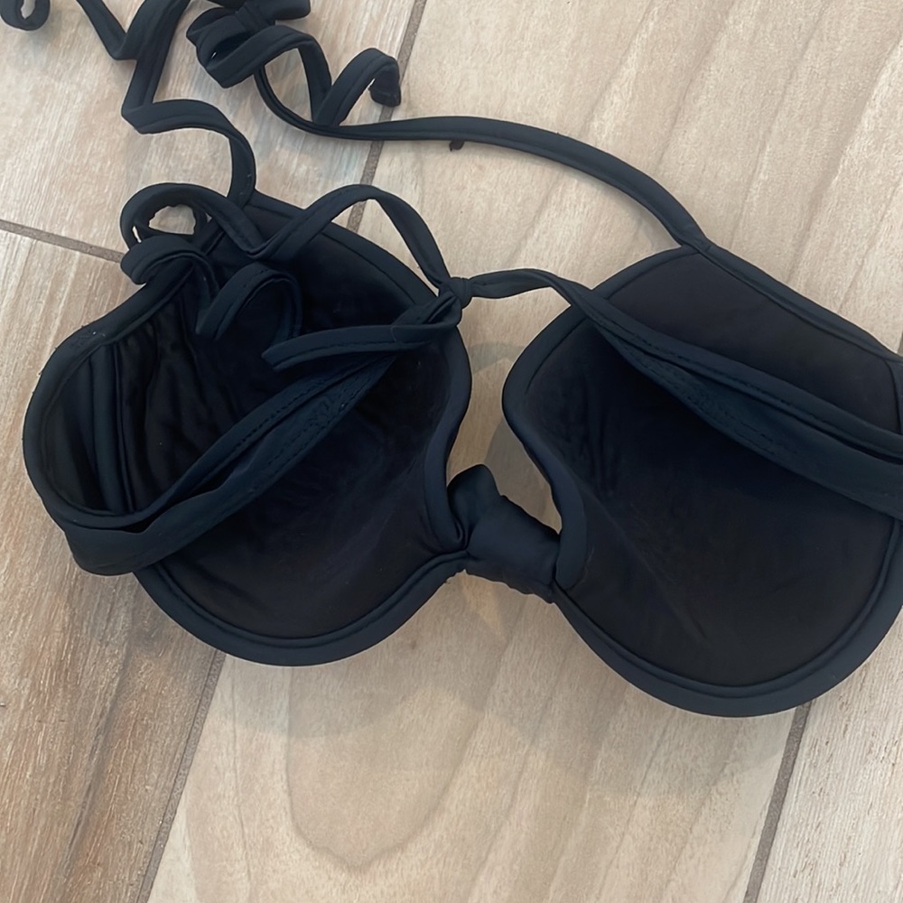 Tilly’s Bikini Top - Picture 3 of 3